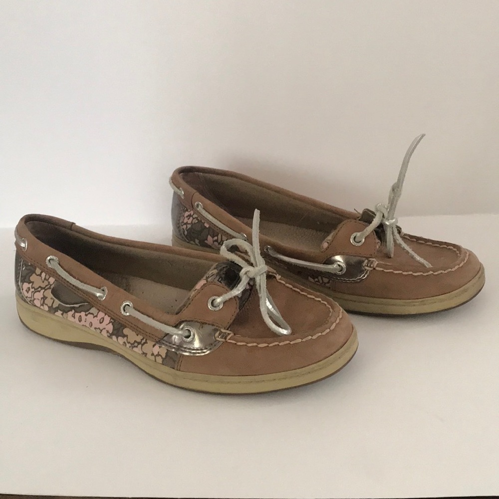 Sperry slip on shoes
